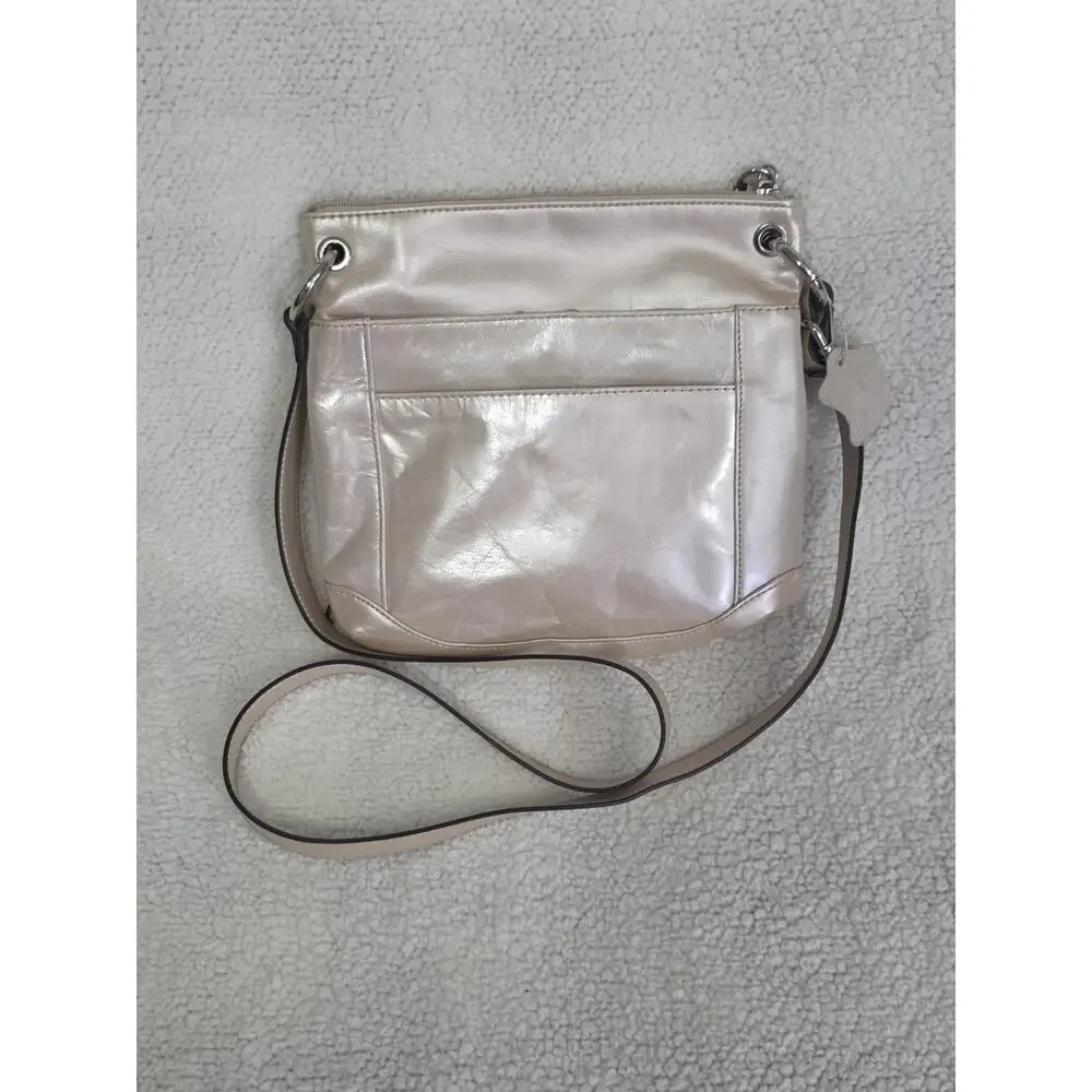 GIANI BERNINI Women Crossbody Bag Purse Shimmery Pearlescent Tan Leather Medium